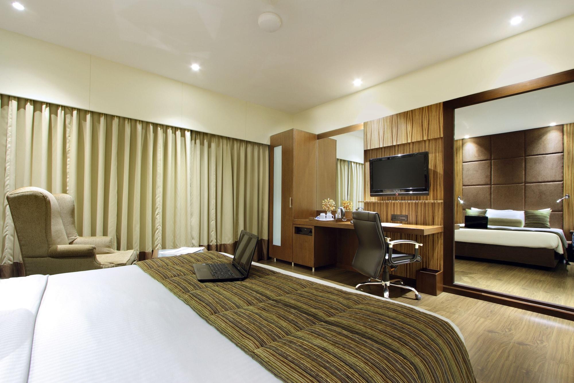 Hotel Express Towers Vadodara Exterior foto